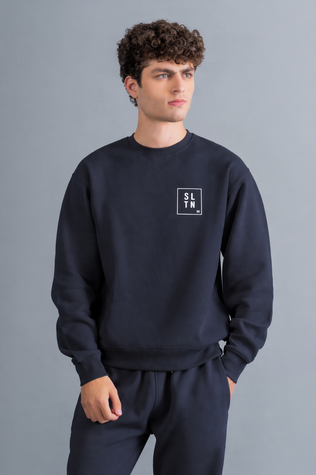 Classic Essential Sweatshirt – Midnight Navy
