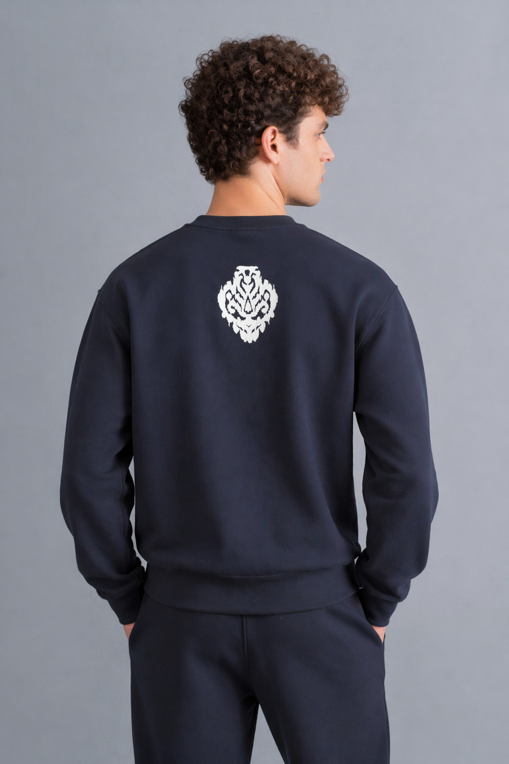 Classic Essential Sweatshirt – Midnight Navy
